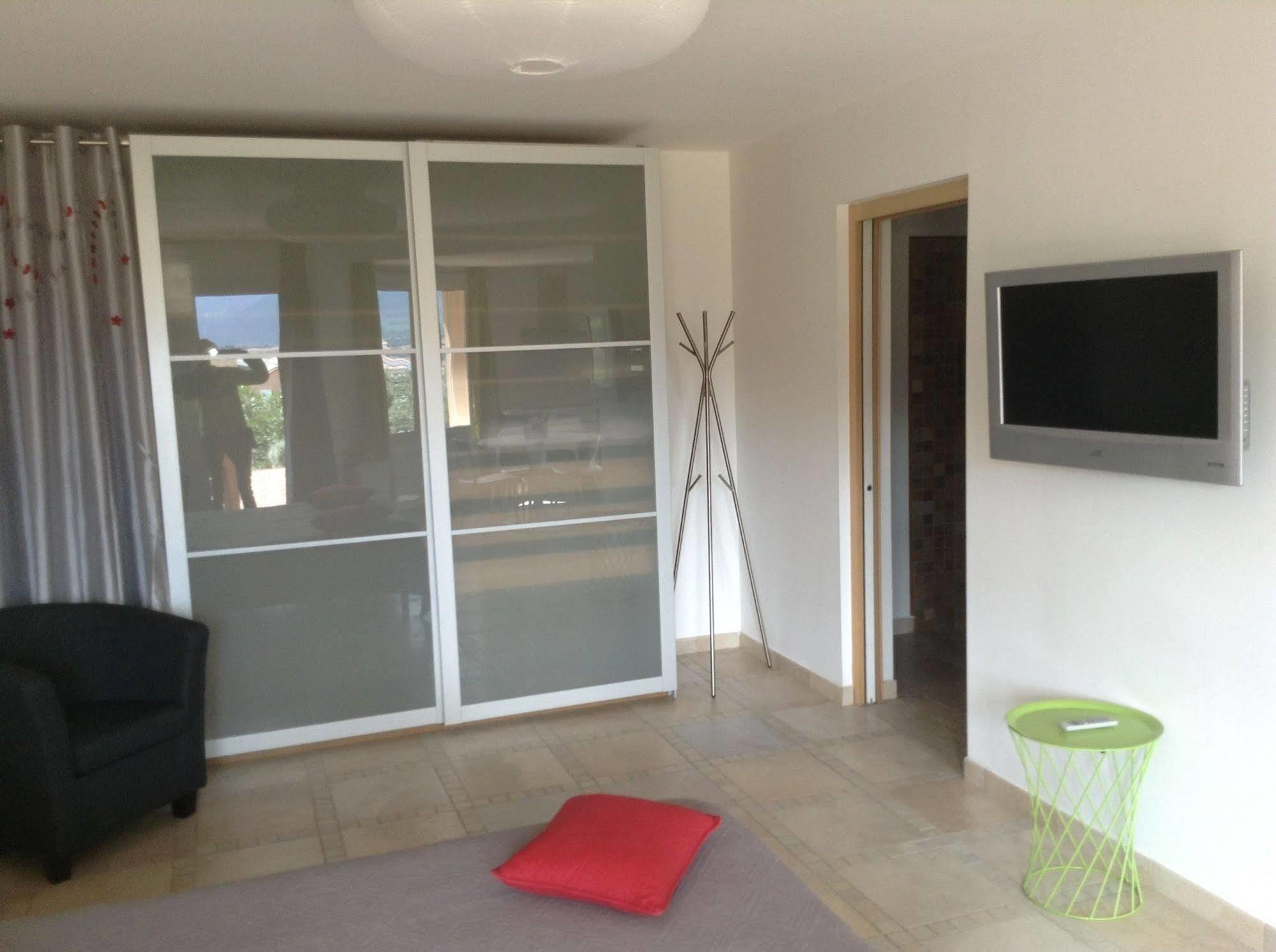 פרופריאנו Residence Terra Thea מראה חיצוני תמונה